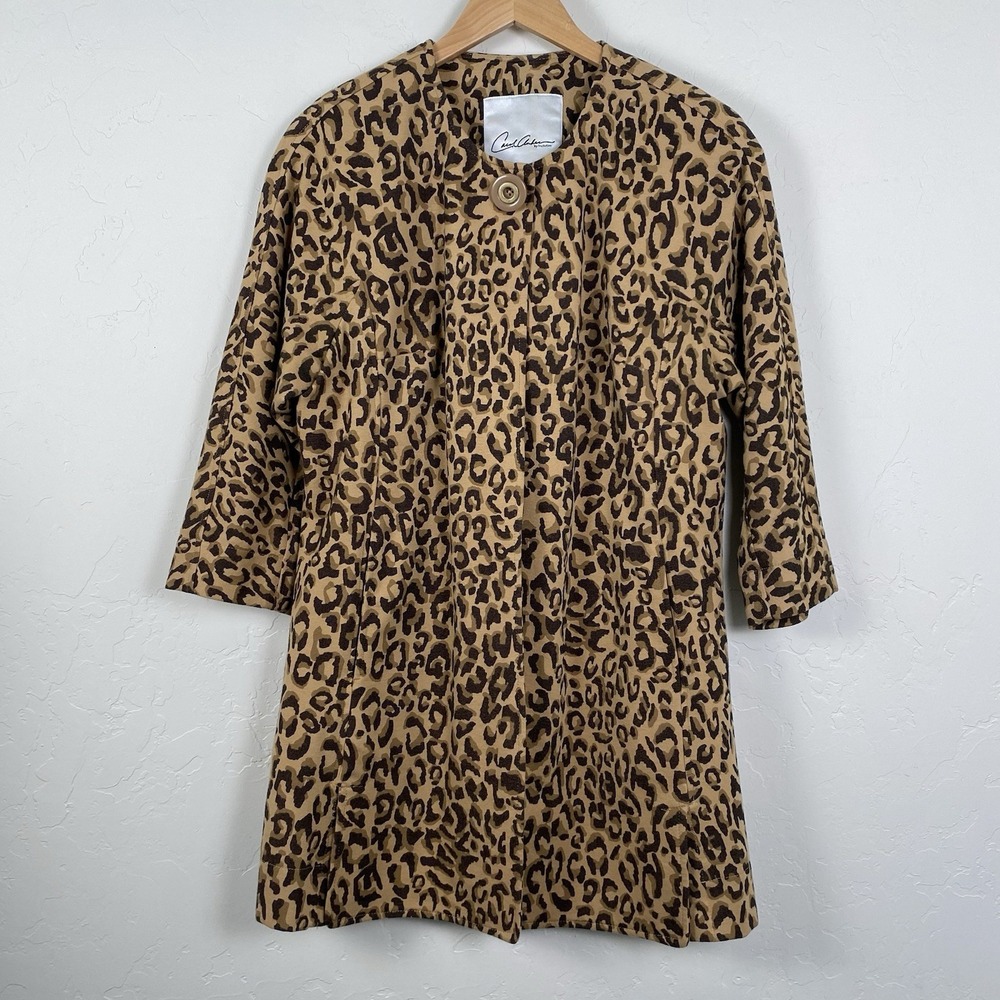 Carol Anderson by‎ Invitation Leopard Coat Women's Size Medium 3/4 Sleeve